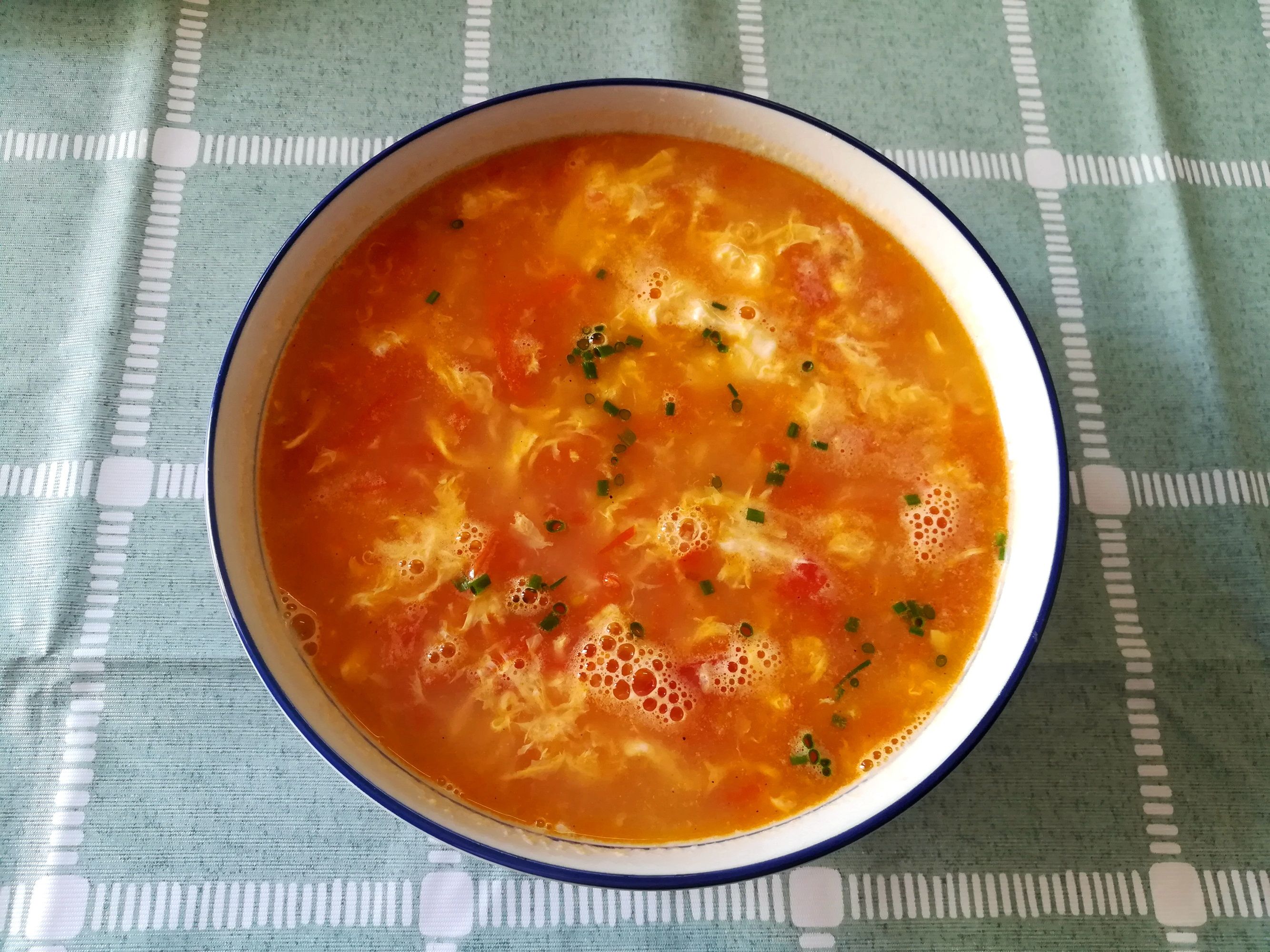 闺蜜一家四口来串门，做5菜1汤招待，不剩菜、不浪费，吃得舒服