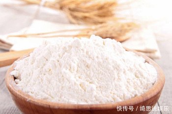 冬天洗衣服在水里加一点小东西，连搓都不用搓，干净如新