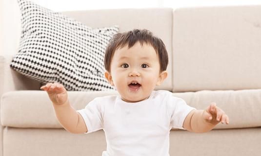 家长|宝宝脸可爱,家长喜欢捏,不要再捏宝宝脸有坏处!