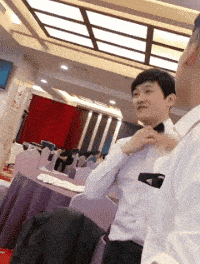 |搞笑GIF：我就用它来送个快递，看什么看？