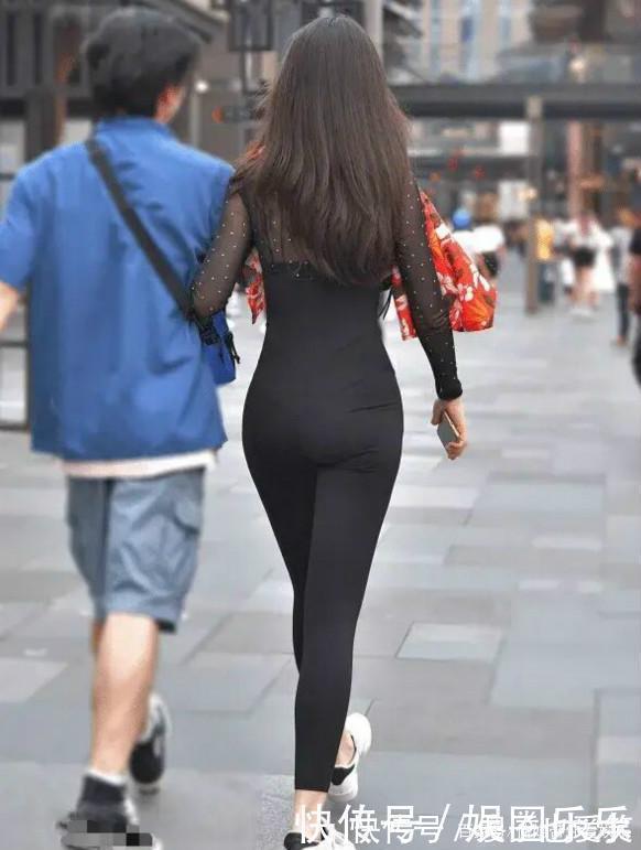 青春|清新柔美的打底裤装扮展现青春色彩,别致穿搭更具风格