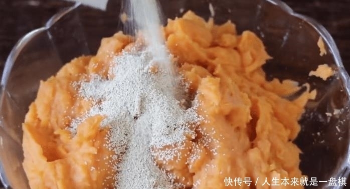 蓬松|孩子爱吃的红薯豆沙吐司,不用烤箱也能做,蓬松暄软,营养又好吃