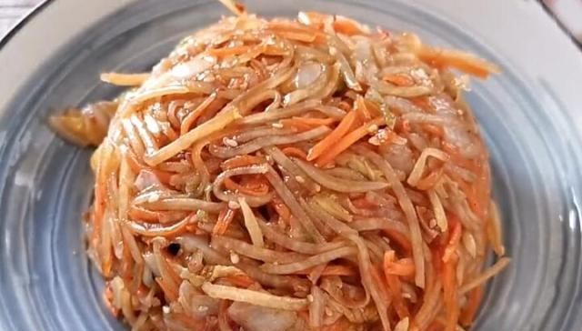 这菜我家一周至少做3次，雷打不动，简单一拌，鲜香又脆爽