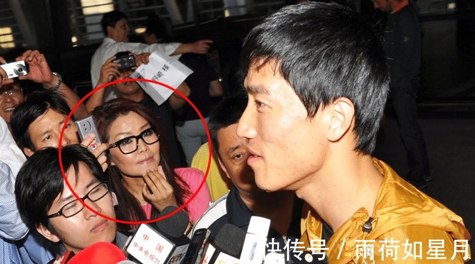 运动员|冬日娜采访刘翔成名,被苏炳添当众批评,闹乌龙却越骂越红
