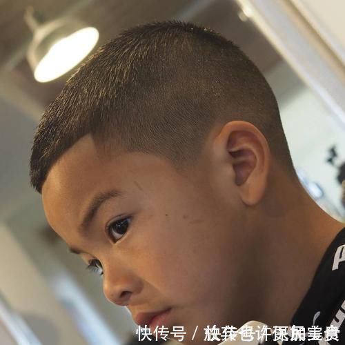 头顶 10款小男孩发型推荐，越剪越有型，给你儿子选一款吧