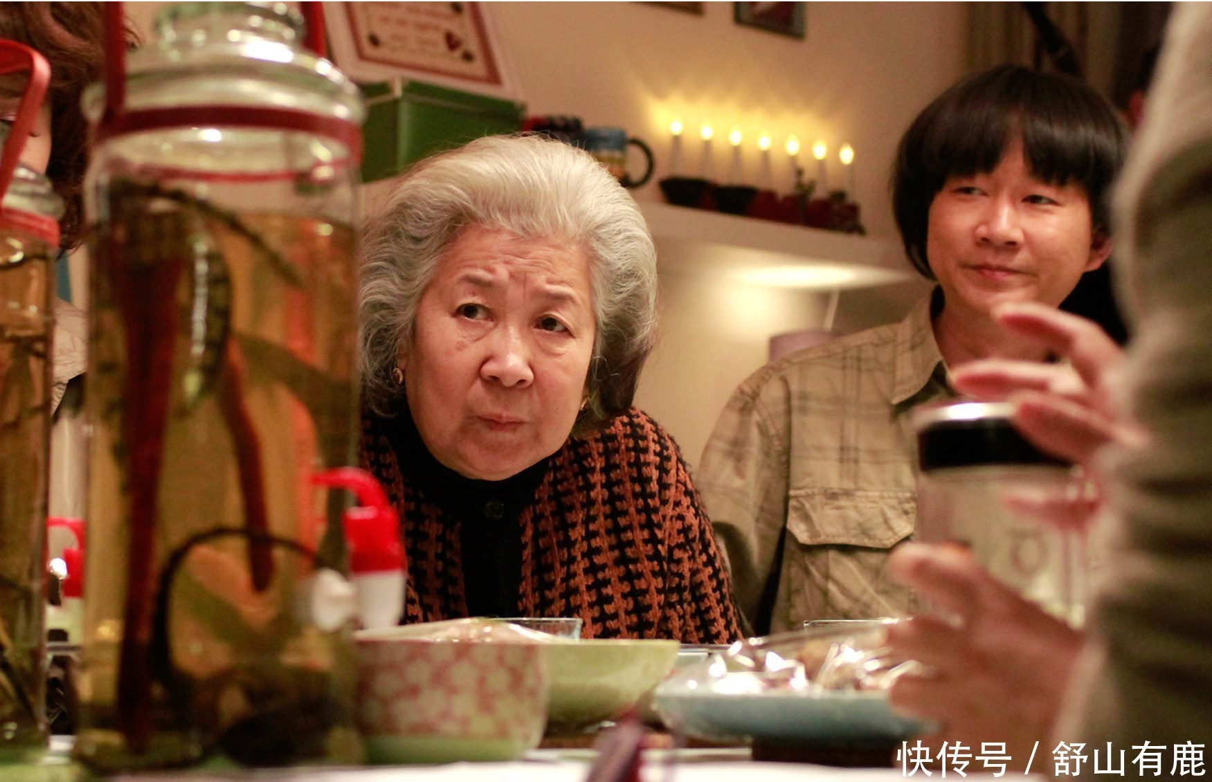 人情|老人逢年过节,别人送你这几种“礼”,千万别要,你可能还不起