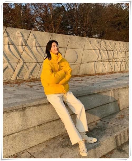 衣服买得多不如买的精，今年流行豆腐裤，好的衣服，怎么搭都时髦