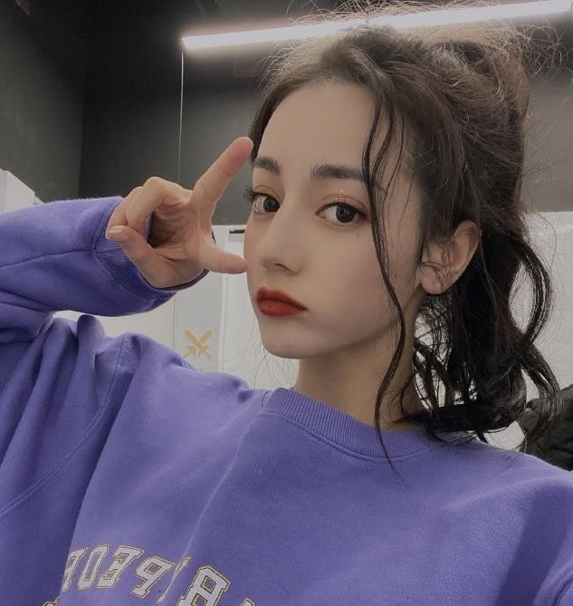 脸部 别再披头散发了!这4款“发型”才够美够撩人,总有一款适合你