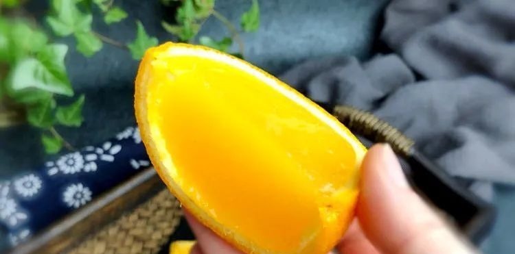 好喜欢哦!这10种用橙子做出来的食物,颜值超高且百吃不腻……