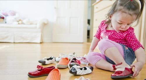 心理健康|家有女儿,有些衣服最好不要让她穿,产生自卑很难消除