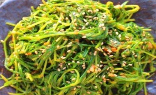 塔菜|女性想要身材好,常吃四种食物,刮油消脂,排毒清肠,吃出小蛮腰