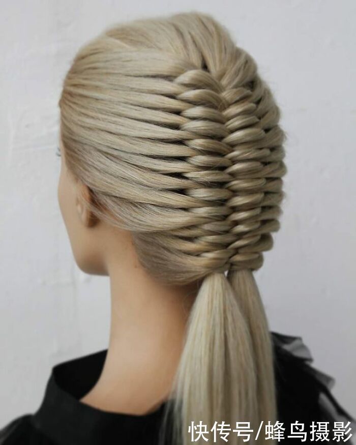 网红达人|65张编发照片,这哪是编头发分明是画画,图3这发型一次要半天