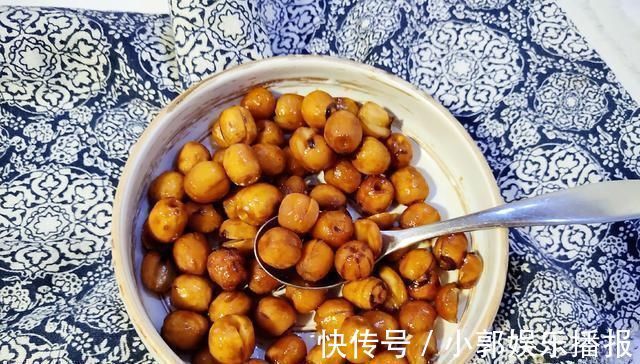 养心安神|失眠最怕这小果，30一斤，这样做每天吃几个，养心安神助睡眠