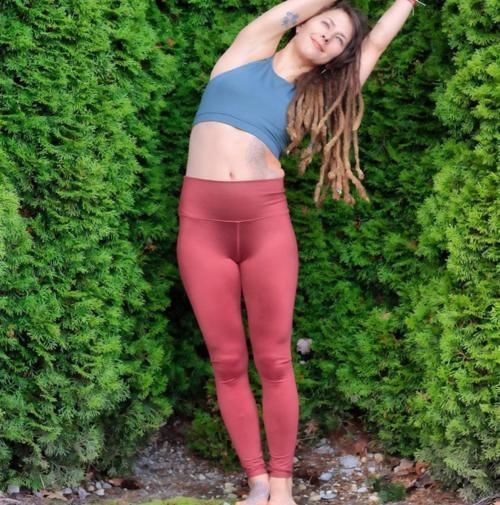 强身健体|练瑜伽需要不懈的坚持不妨试试这些体式，打好基础才能更进一步