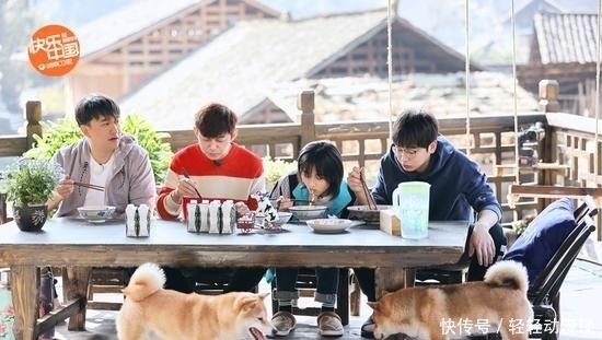 温馨|向往的生活,场面温馨,却又心酸