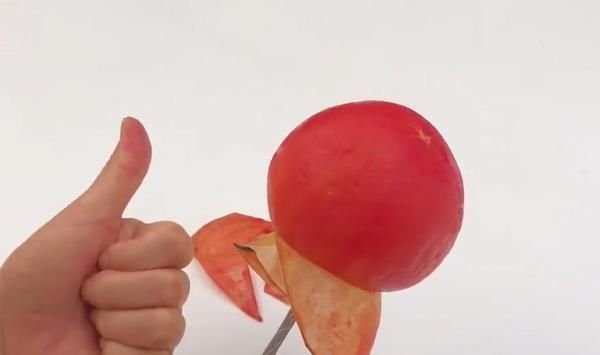 开水|西红柿去皮别再用开水烫了，教你一招，快速去皮不流汁，省时省力