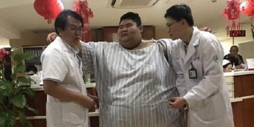 体校|曾是中国第一胖，在健身房遇见爱情，一年成功减下400斤！