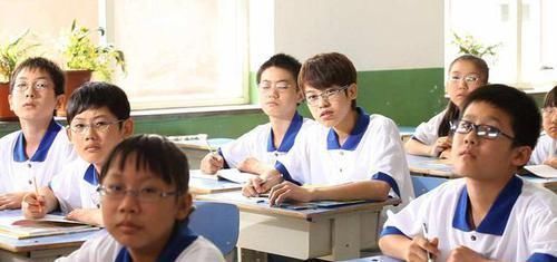 电视|“看电视”和“不看电视”的孩子,长大后的差距有多大?一目了然