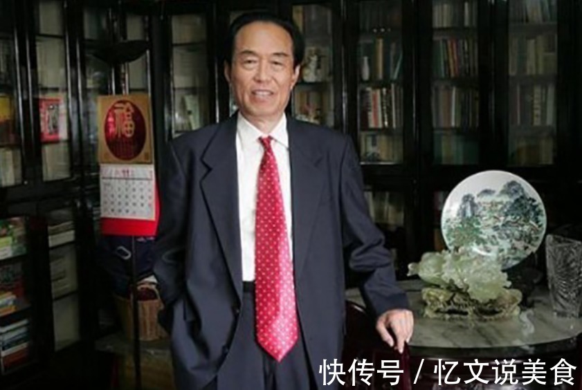 阎崇年$87岁百家讲坛名师“翻车”,曾当众被打讲坛名师今褒贬不一