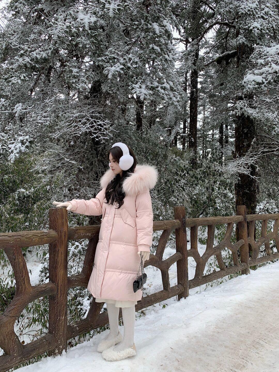 质地 这才是冬季最实用的羽绒服穿搭,集保暖与时尚于一身,谁穿都好看