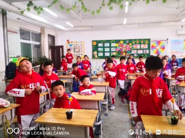 同学们|过节啦！济南一小学欢乐学剪纸、做面塑，共度美好六一