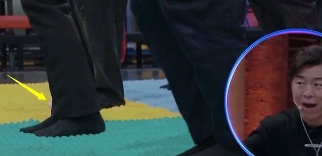 鐘漢良|所有人都穿黑襪子,唯獨忘告訴王一博,看他穿的啥,粉絲笑出鼻涕泡