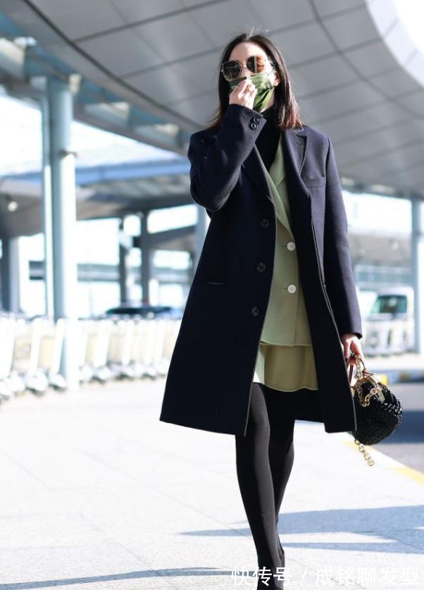 西装 张钧甯身材高挑匀称!大衣和西服叠穿显瘦不臃肿,真是又暖又美