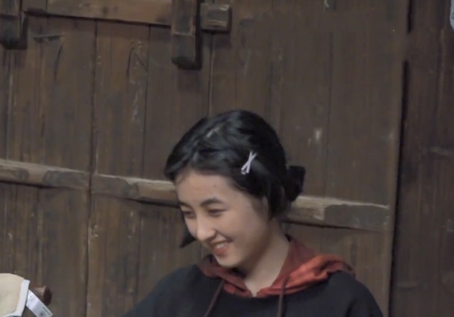 楊紫|享受張子楓洗腳服務(wù)時(shí)，楊紫下意識(shí)的話(huà)成亮點(diǎn)，素質(zhì)高低很明顯！