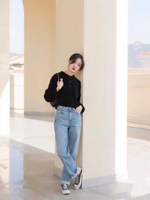 穿搭掌握这4种“色彩组合”，高级洋气显气色，精致女人都爱