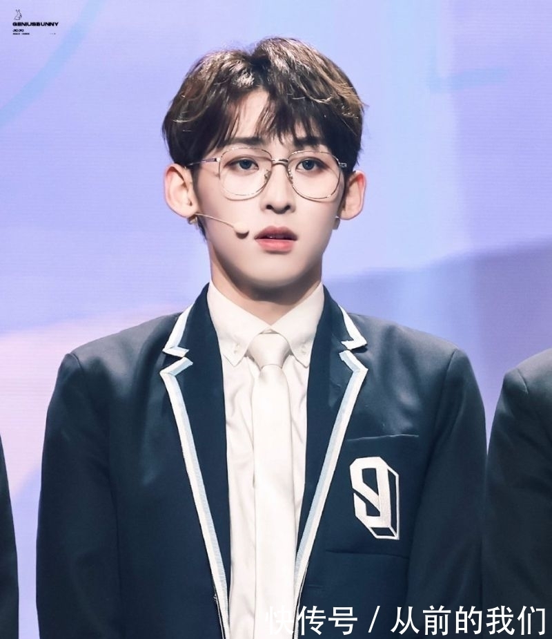 青3见面会秒变大型掉麦现场!来看看训练生们如何处理舞台事故!