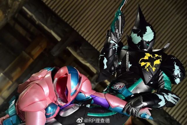 一辉|假面骑士Revice第6话先行图来袭,蘑菇头找上樱,Decade鲨鱼形态终于登场