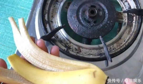 再脏的灶台,只用一根香蕉,立马就能洁净如新,方法太实用了