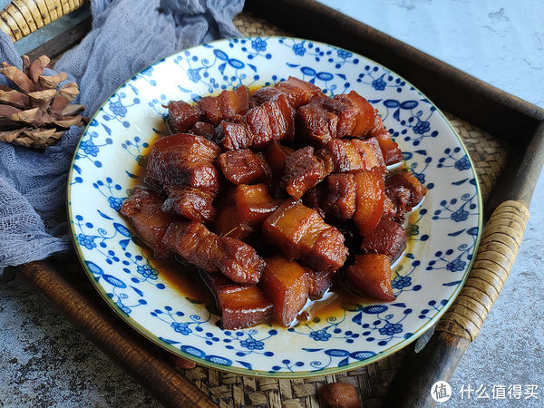 猪肉颂|红烧肉,记住“2不放2窍门”,肉香十足、软糯入味,不柴不油腻