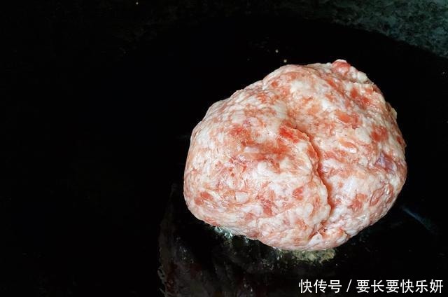 酱肉包子|酱肉包怎么做才好吃教你一个秘制配方,咸甜美味,用料精确到克