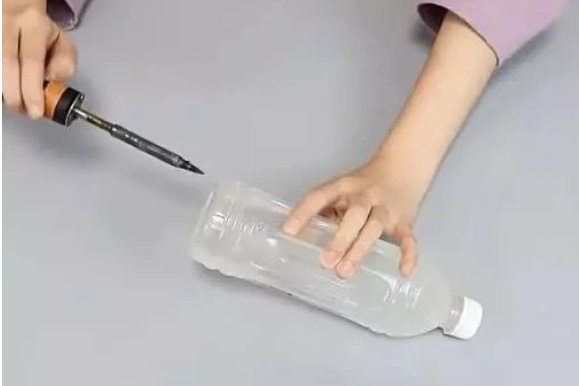 马桶里面|厕所臭死人,一个简单方法,厕所一辈子不会有异味,太实用了