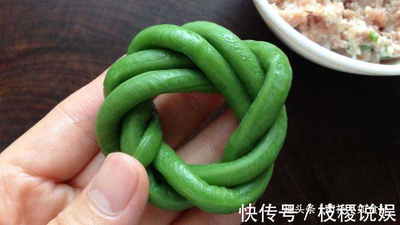 宝妈|以下食物卷一卷煎一煎,中看又中吃的美味,唇齿留香,营养丰富