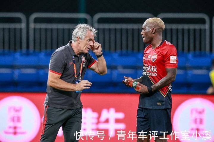离队|走好不送!中超奇葩球员宣布离队,一年不踢球躺赚1600万