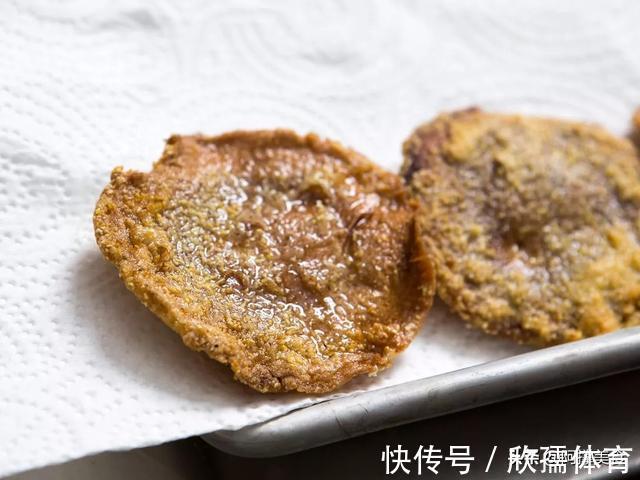 多汁|新奥尔良风味的炸香菇三明治，香脆多汁的玉米香菇，非常好吃