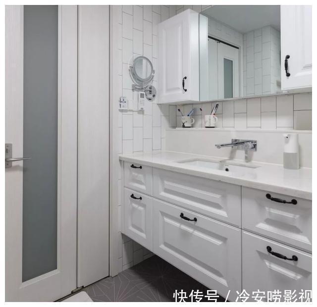 改造|50㎡一居改两居，学会平移三个室内门，这样的改造简单又实用！