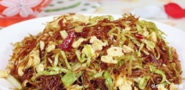 天冷了,怎能不吃此菜?十分钟就上桌,香辣可口还美味,贼香