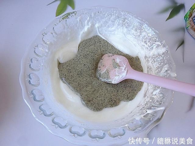 到了冬天,黑芝麻小点心不要断,蒸一蒸就好,土豆丝卷饼味道 棒棒哒