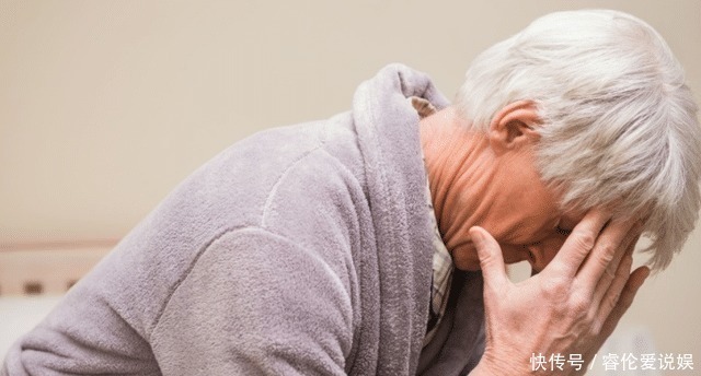 拉力器|睡觉的时候若出现4种现象，或许是体内血脂过高，需要注意了