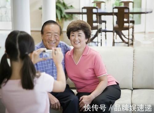 亲情|为啥说“隔代亲”是孩子最好的情感教育?没利益的亲情,得珍惜。
