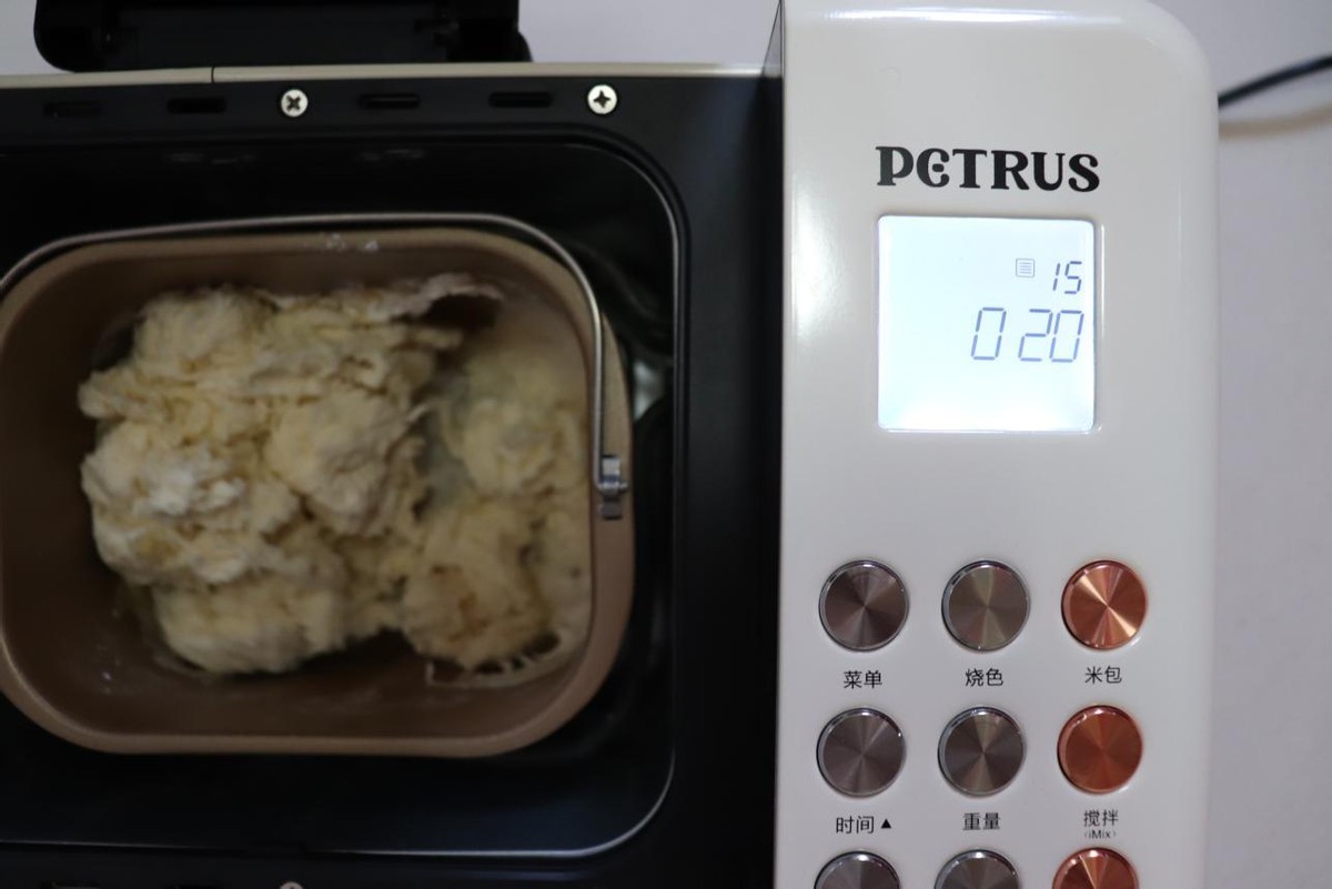 早上再也不用担心吃不上早餐了,简单的手抓饼,几分钟就做好