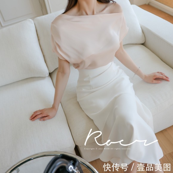 时尚|女神孙允珠时尚搭配:荧光驼色淡粉斜肩白瓷鱼尾裙