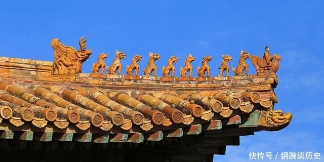 老年|故宫屋顶有哪些冷知识?不同颜色琉璃瓦寓意什么?雕像有何意义?