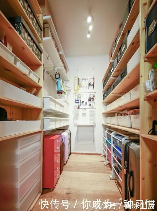 家具|她把楼梯间当家里玄关，家具一件不买，竟然高级的不像话