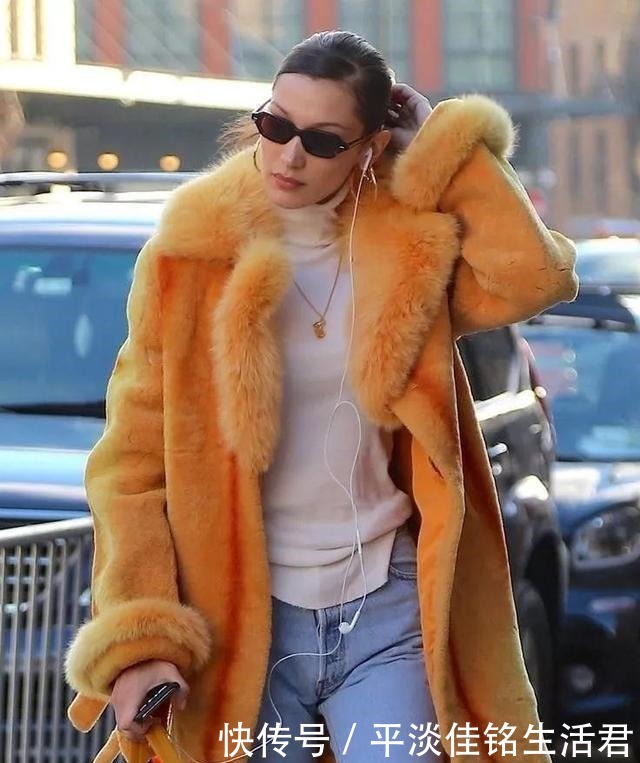 毛绒大|入冬外套先别着急买,建议试试这4件大衣,遮肉保暖一手抓!