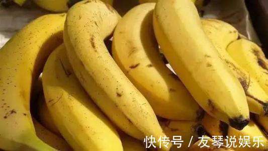 香甜可口|香蕉配上它,大肚子没了,失眠好了!女人不想满脸皱纹,可以试试