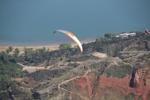 中国体育用品业联合会与体育总局航管中心协同推进航空体育标准化建设